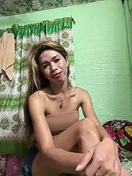Snapshot of alonashy chatting on November 27, 2025, 5:35 pm alonashy online show from November 27, 2025, 5:35 pm