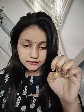 Dipali143143 online show from June 25, 2026, 7:19 pm