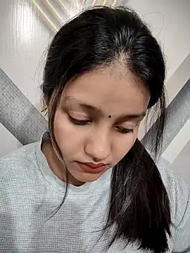 Dipali143143 online show from July 9, 2026, 6:51 pm