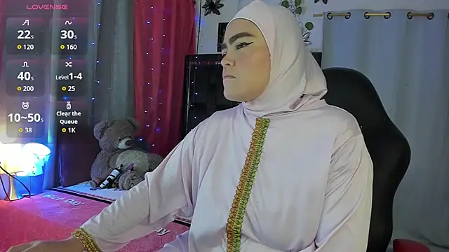 MarianFadel online show from December 18, 2025, 12:42 pm