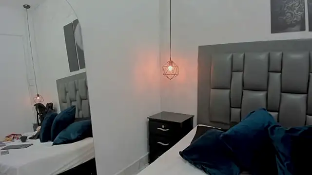 Snapshot of dakota_roussee chatting on November 20, 2025, 12:28 pm dakota roussee online show from November 20, 2025, 12:28 pm