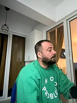 Snapshot of DavidMaros chatting on November 4, 2025, 6:17 am DavidMaros online show from November 4, 2025, 6:17 am