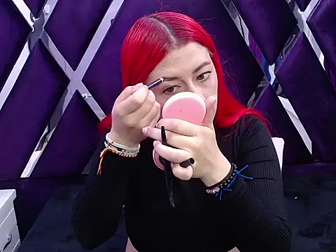 Snapshot of Melody_Klum_ chatting on October 9, 2025, 1:44 pm Melody Klum  online show from October 9, 2025, 1:44 pm