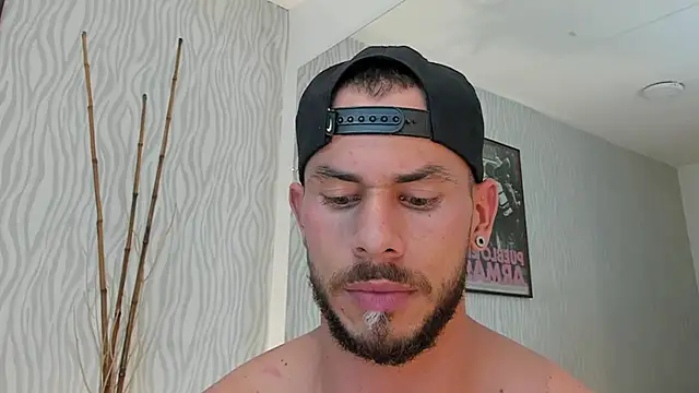 Snapshot of dylan_jacobx chatting on July 16, 2026, 7:33 pm dylan jacobx online show from July 16, 2026, 7:33 pm