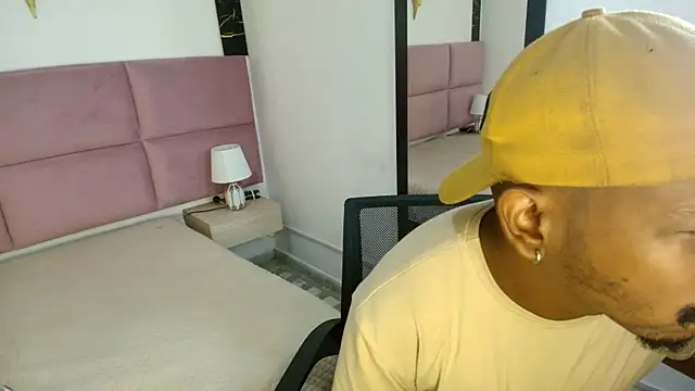 muller asher online show from November 15, 2025, 3:32 am