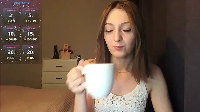 white liillyy online show from January 9, 2026, 9:44 pm