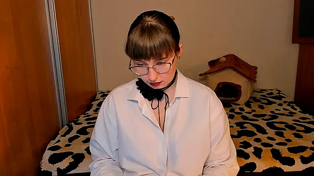 just fucked777 online show from November 16, 2025, 9:08 pm