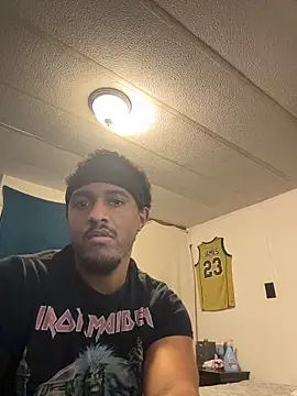 tyrek5051 online show from December 1, 2025, 3:35 pm