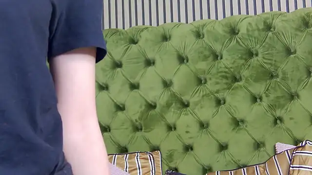 LunaHart online show from October 28, 2025, 7:57 pm