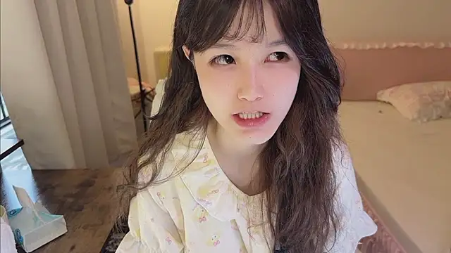 FuFu-puff online show from May 15, 2026, 11:25 pm