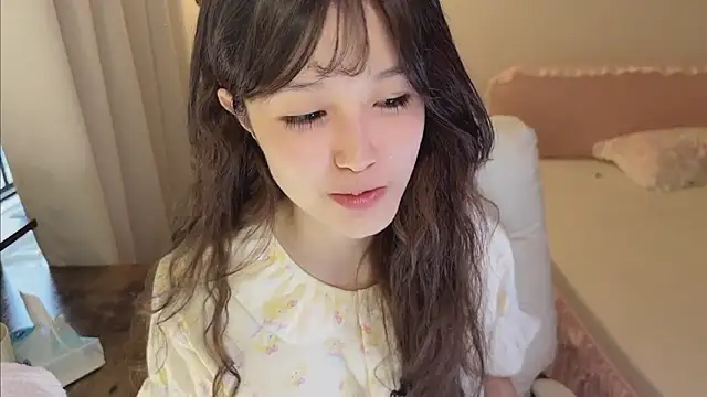 FuFu-puff online show from May 15, 2026, 11:36 pm