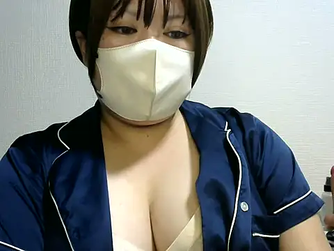 yuririn-594 online show from October 9, 2025, 3:23 pm