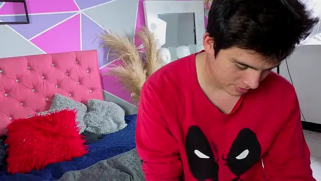 Snapshot of invincible200 chatting on October 2, 2025, 2:31 pm invincible200 online show from October 2, 2025, 2:31 pm