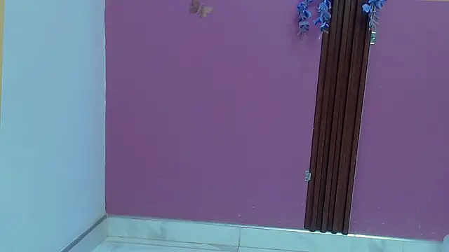 skinnybarbie022 online show from October 17, 2025, 12:58 am