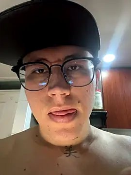 Kurtxxx22 online show from January 5, 2026, 6:55 pm