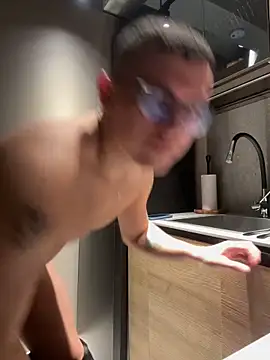 Kurtxxx22 online show from December 21, 2025, 6:15 am