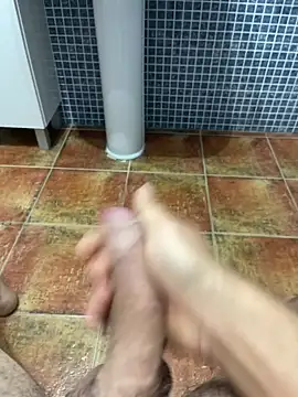 Snapshot of Pollon1994 chatting on October 6, 2025, 12:34 am Pollon1994 online show from October 6, 2025, 12:34 am