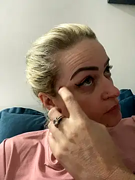 Alerquinasc online show from September 18, 2025, 12:57 am