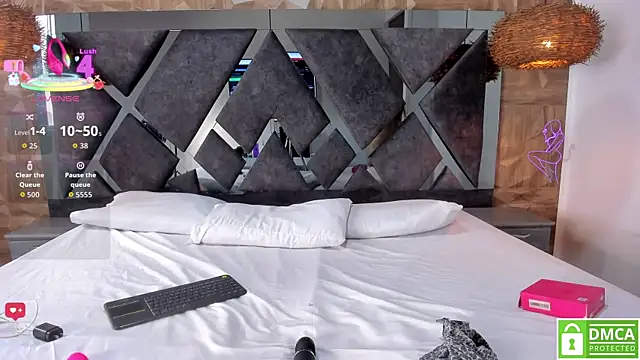 Snapshot of Selene__Lopez_ chatting on November 9, 2025, 8:13 pm Selene Lopez online show from November 9, 2025, 8:13 pm