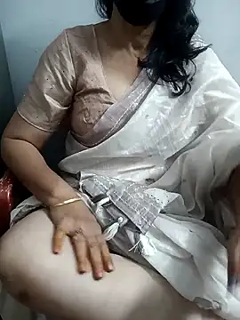 ammala honey online show from September 11, 2025, 3:01 pm