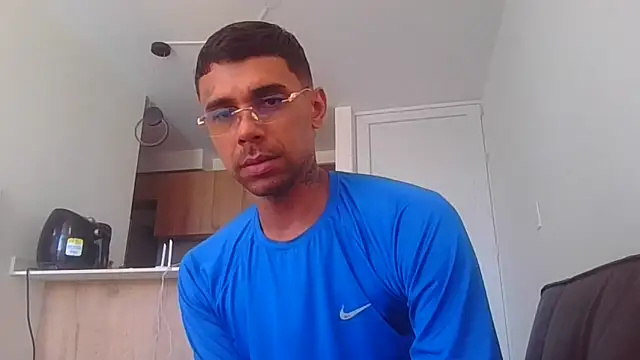 Snapshot of allanjones15 chatting on September 9, 2025, 6:39 pm allanjones15 online show from September 9, 2025, 6:39 pm