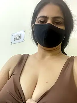 SashaPatel online show from October 22, 2025, 3:06 am