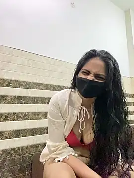 SashaPatel online show from May 11, 2026, 2:35 am