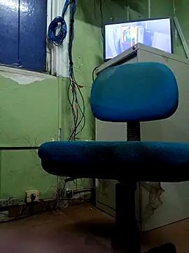 cherlebrow online show from March 5, 2026, 9:33 pm