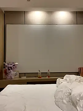 Snapshot of zaizaiNono chatting on November 26, 2025, 8:25 am zaizaiNono online show from November 26, 2025, 8:25 am