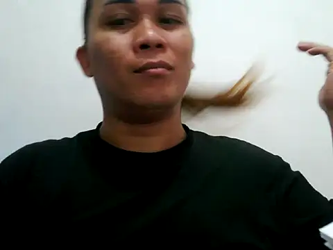 urdreamgirljacky online show from April 28, 2026, 5:01 am