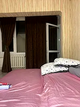 Di Olivia online show from November 6, 2025, 4:55 pm