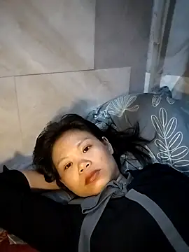 LinhNa999 online show from March 8, 2026, 1:55 am