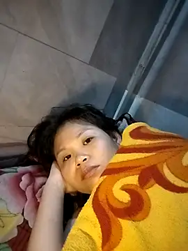 LinhNa999 online show from November 30, 2025, 10:10 pm