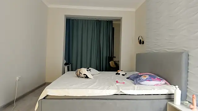 kawai mai online show from September 11, 2025, 2:06 pm