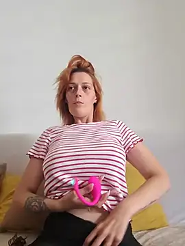 Snapshot of Mila_Luciphya chatting on July 2, 2026, 3:40 pm Mila Luciphya online show from July 2, 2026, 3:40 pm