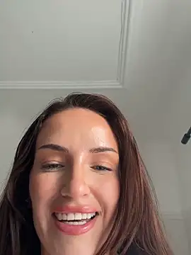 Snapshot of Nikki__Foxx chatting on September 10, 2025, 9:08 am Nikki  Foxx online show from September 10, 2025, 9:08 am