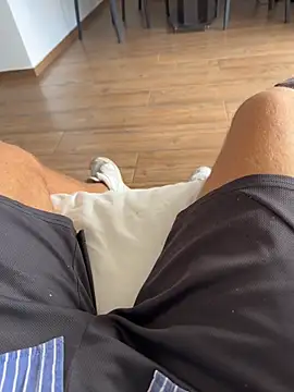 Manu97k online show from January 6, 2026, 1:59 pm