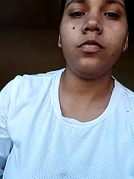 Daila Lucia online show from February 25, 2026, 3:56 pm