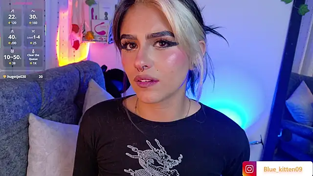 blue kitten online show from November 28, 2025, 4:12 am