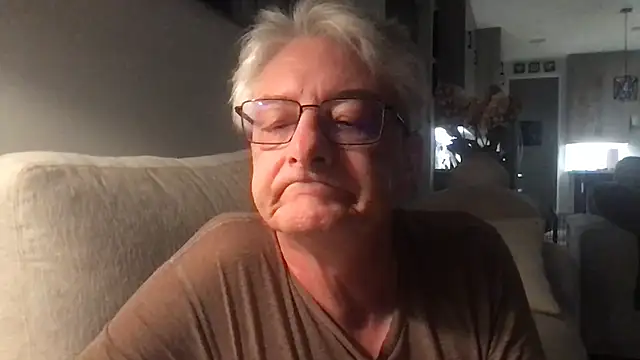 Daddy Mike69 online show from May 7, 2026, 8:39 am