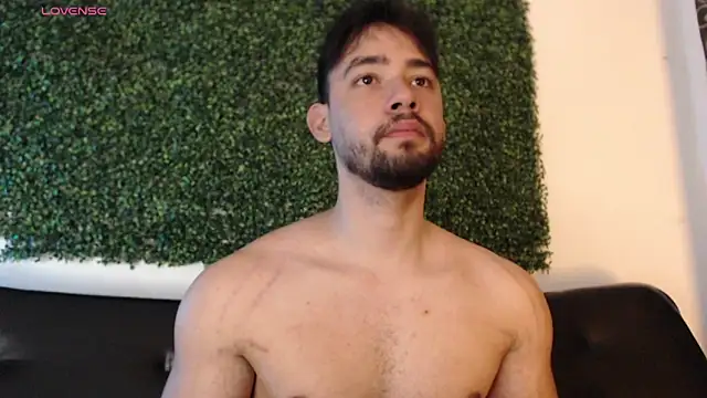 Snapshot of sam_ford_2 chatting on February 10, 2026, 12:53 am sam ford 2 online show from February 10, 2026, 12:53 am