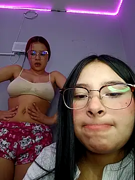 Snapshot of Anne_Mia chatting on December 4, 2025, 10:14 am Anne Mia online show from December 4, 2025, 10:14 am