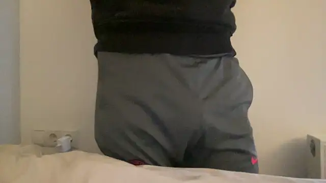 Snapshot of peterpapiNL chatting on October 28, 2025, 3:22 pm peterpapiNL online show from October 28, 2025, 3:22 pm