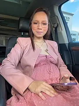 Mrs MrLove online show from November 17, 2025, 5:28 pm