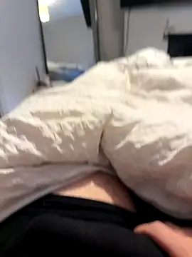 K13XXXX online show from September 26, 2025, 10:33 am