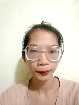 Snapshot of Joywhar chatting on September 15, 2025, 7:47 pm Joywhar online show from September 15, 2025, 7:47 pm