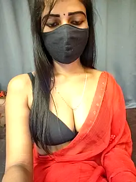 Misss-julli online show from February 1, 2026, 10:52 pm