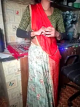 Snapshot of miss-maya24 chatting on November 17, 2025, 3:10 am miss-maya24 online show from November 17, 2025, 3:10 am