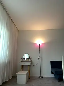 Sandra Jo online show from September 20, 2025, 5:34 am