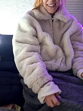 Snapshot of SlimBellaa chatting on November 27, 2025, 9:15 pm SlimBellaa online show from November 27, 2025, 9:15 pm